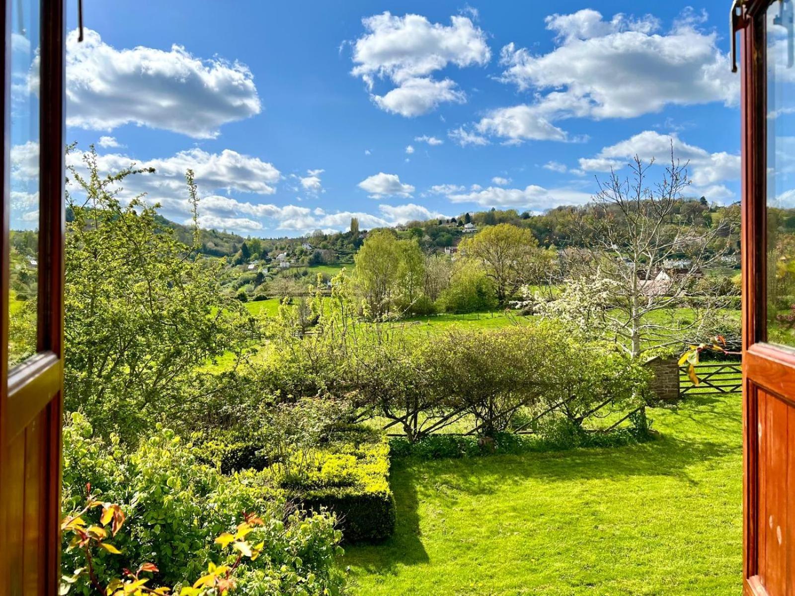 Abenhall Cottages Mitcheldean ภายนอก รูปภาพ